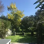 דירה Sleeps 4 With Garden, Walking Distance To Beaches מאנדליה-לה-נאפול